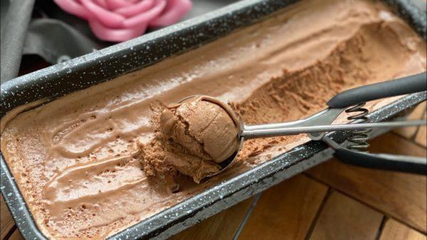 Schokosoße Die Auf Eis Fest Wird Selber Machen Weltbeste Schokoladen Eis selber machen sehr cremig und lecker- ohne